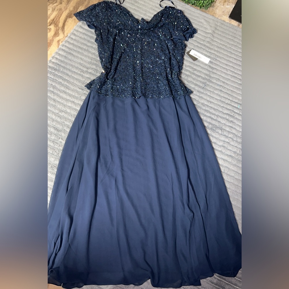 Elegant Navy Blue Sequin Dress